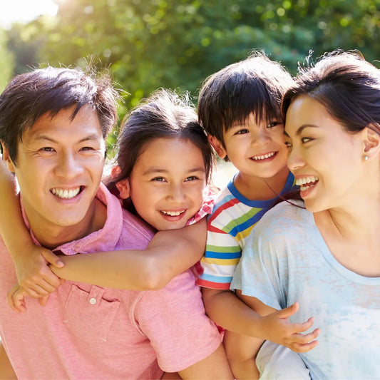 Mantenere un Sorriso Bianco dopo le Feste - Consigli e Prodotti Crest - Sorriso divino