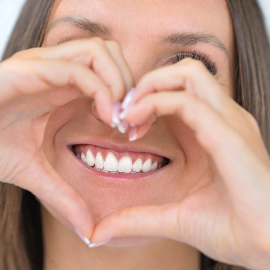 Svela un Sorriso Sfavillante: La Tua Guida Autoritativa allo Sbiancamento dei Denti - Sorriso divino